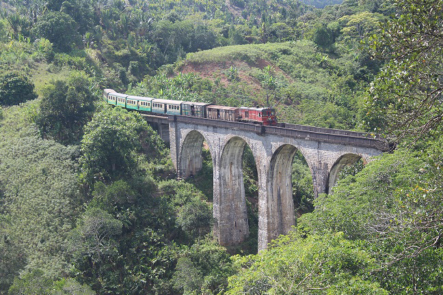 train-4